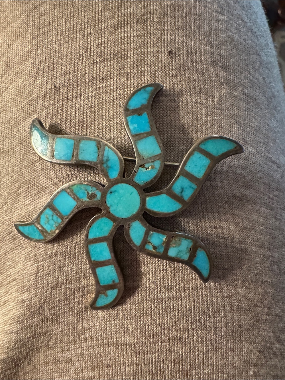 Native American Zuni Turquoise  Sunburst Inlay Pin - Bright Turquoise